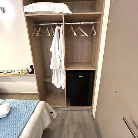 Casa Di Lou 埃尔莫波利斯