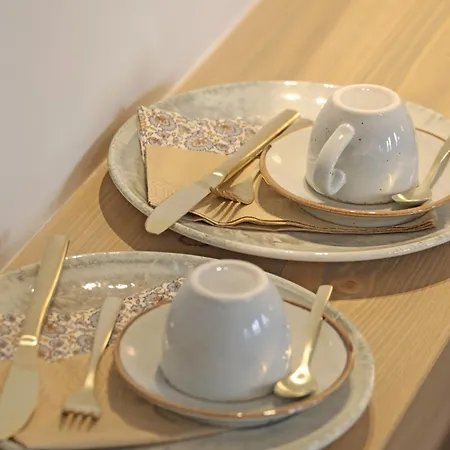 Casa Di Lou 埃尔莫波利斯